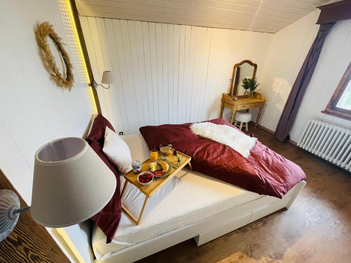 Chalet 4 Personnes Avec Sauna เลแซ็ง ภายนอก รูปภาพ