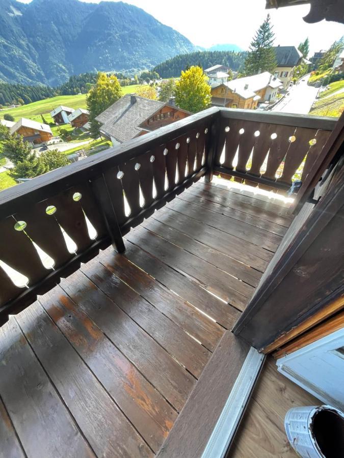 Chalet 4 Personnes Avec Sauna เลแซ็ง ภายนอก รูปภาพ