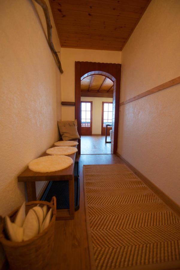 Chalet 4 Personnes Avec Sauna เลแซ็ง ภายนอก รูปภาพ