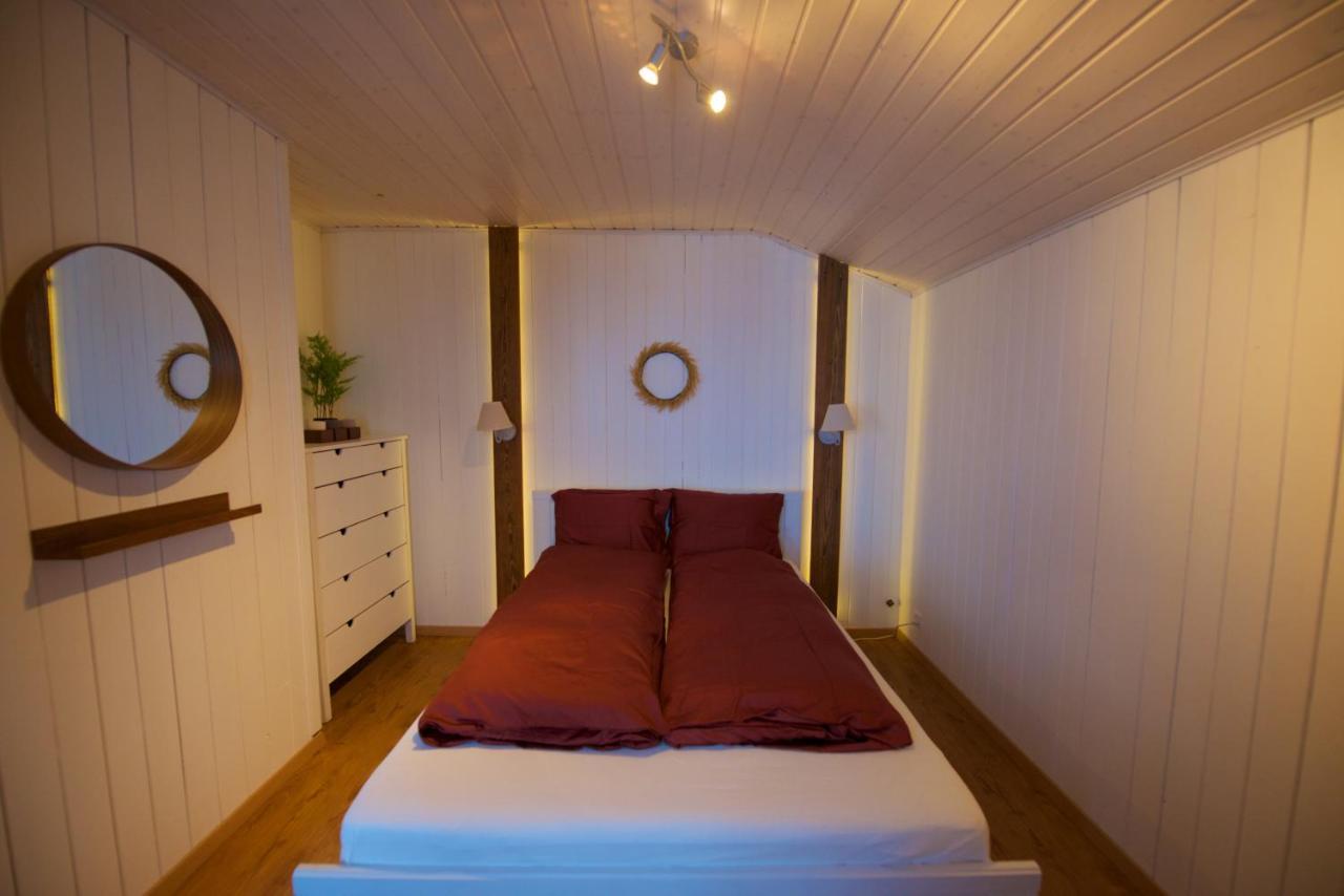 Chalet 4 Personnes Avec Sauna เลแซ็ง ภายนอก รูปภาพ
