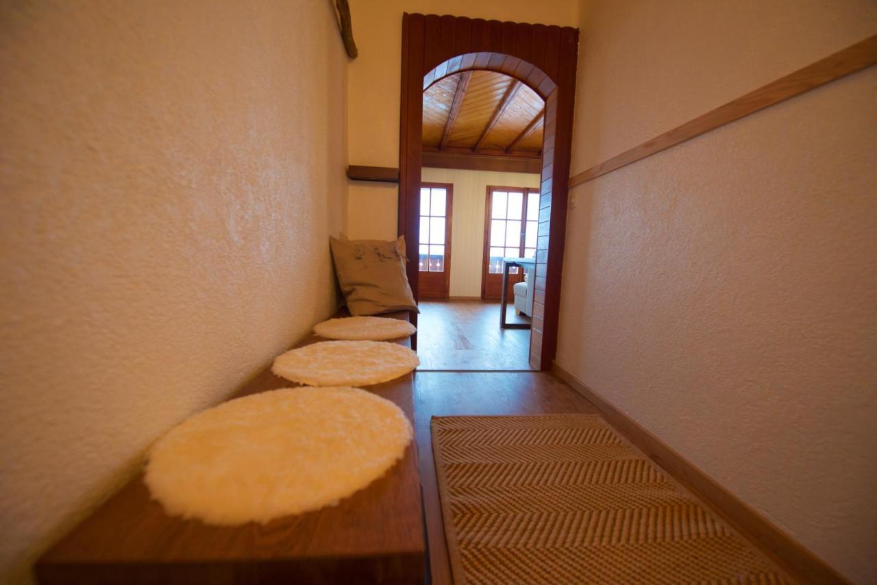 Chalet 4 Personnes Avec Sauna เลแซ็ง ภายนอก รูปภาพ