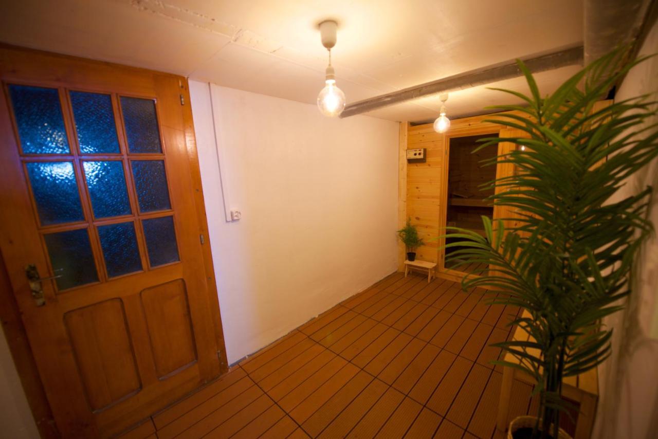 Chalet 4 Personnes Avec Sauna เลแซ็ง ภายนอก รูปภาพ