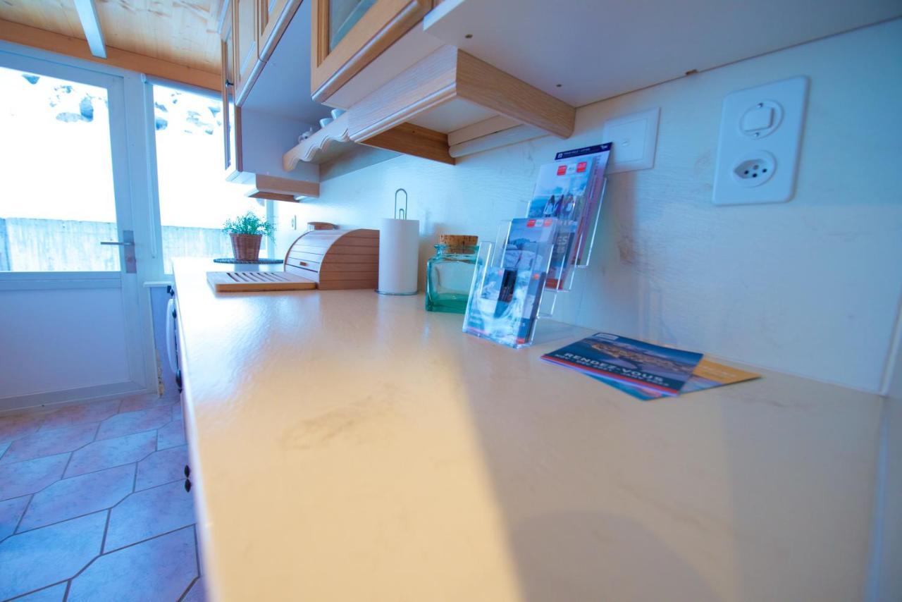 Chalet 4 Personnes Avec Sauna เลแซ็ง ภายนอก รูปภาพ